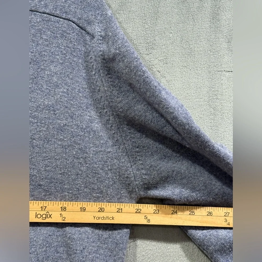 Lands End 100% Pure Lambswool Mens V-Neck Blue Sweater Pullover Size M